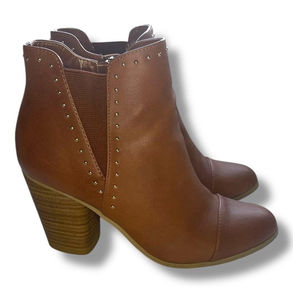 LC Lauren Conrad Studded Tan Ankle Booties